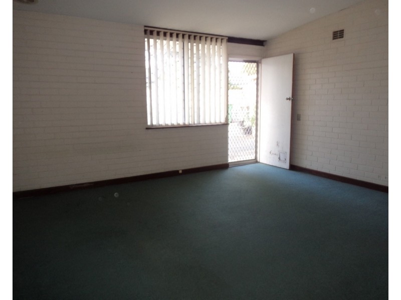 118D Kent Street, Rockingham WA 6168