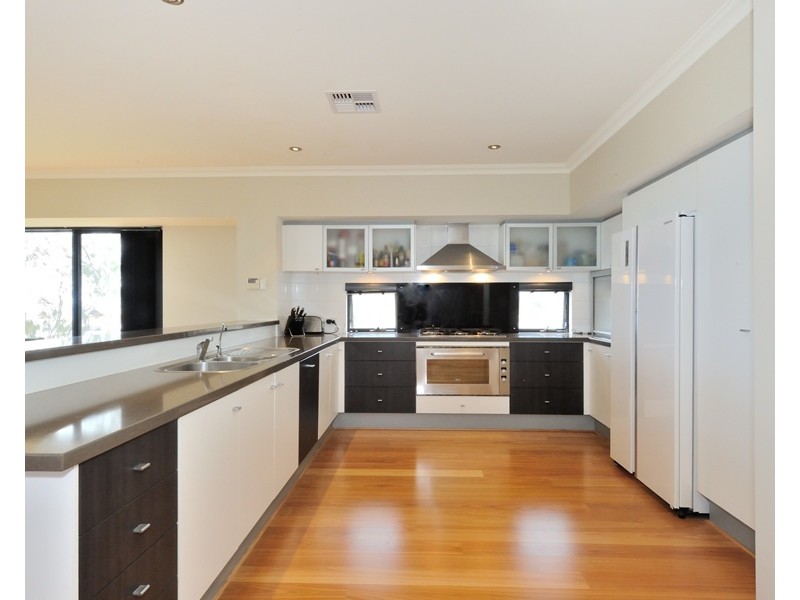 2 Adra Court, Secret Harbour WA 6173