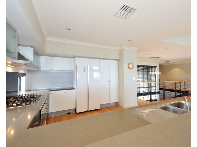 2 Adra Court, Secret Harbour WA 6173