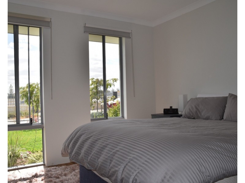 9 Elvire Grove, Golden Bay WA 6174