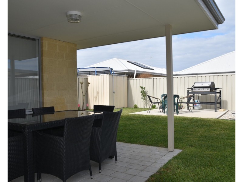 9 Elvire Grove, Golden Bay WA 6174