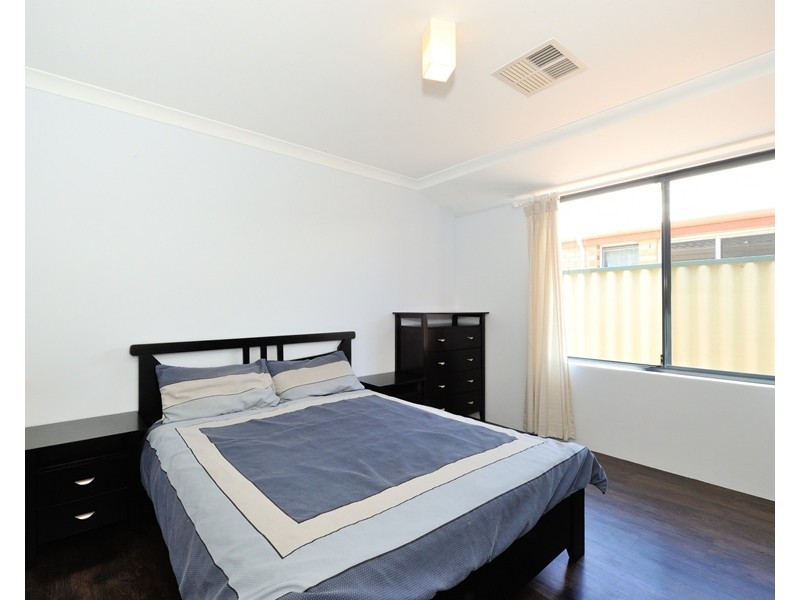 29 Bordeaux Ramble, Port Kennedy WA 6172