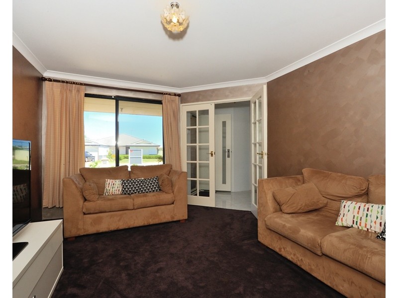 29 Bordeaux Ramble, Port Kennedy WA 6172