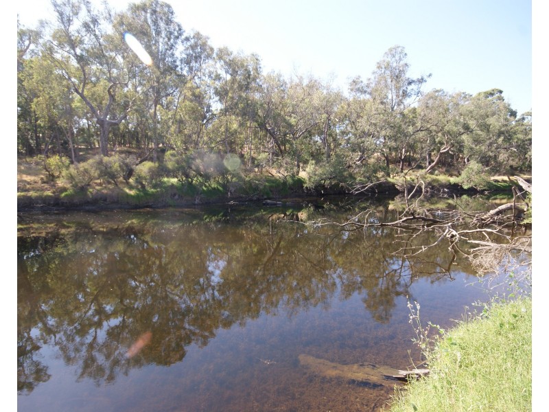 88 River Road, Bridgetown WA 6255