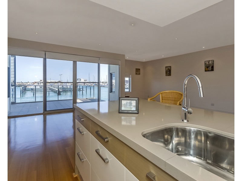 2/24 Veneto Lane, Mandurah WA 6210