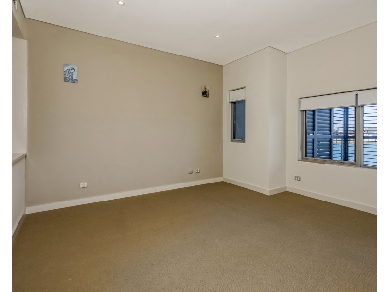 2/24 Veneto Lane, Mandurah WA 6210