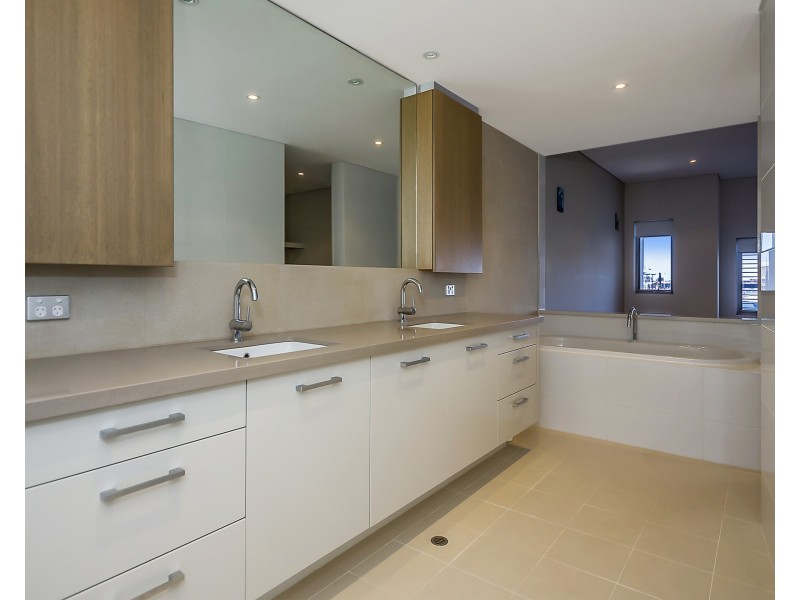 2/24 Veneto Lane, Mandurah WA 6210