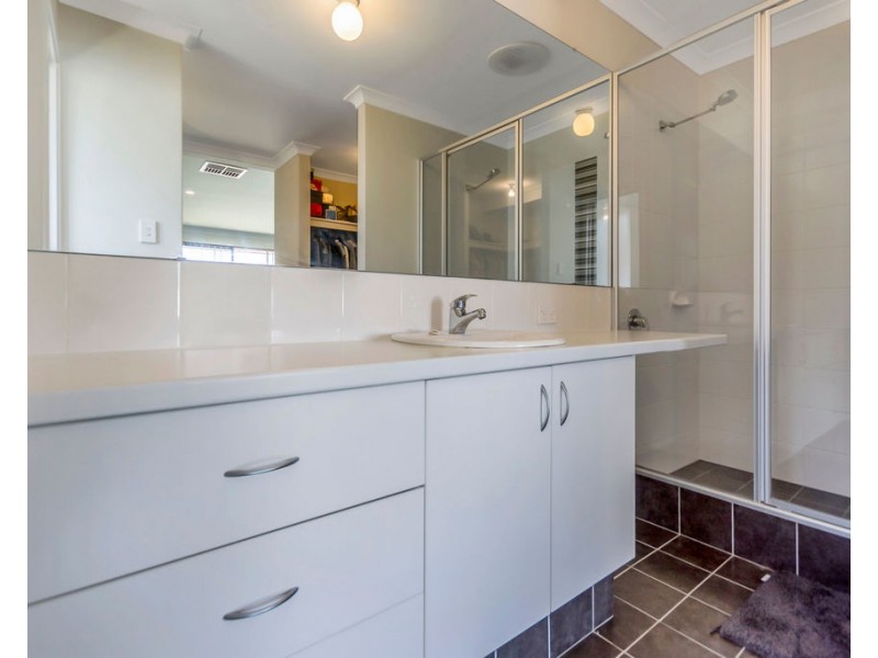 16 Gantheaume Parade, Secret Harbour WA 6173