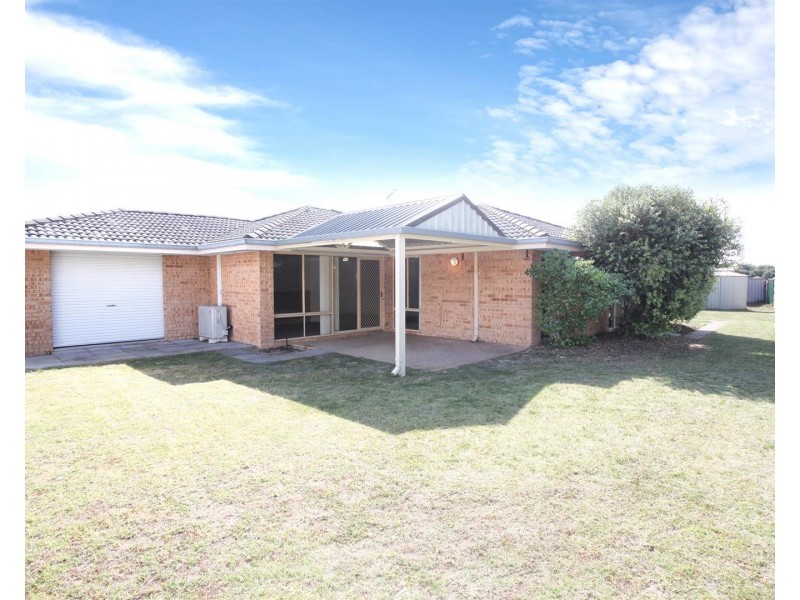 6 Buri Cove, Warnbro WA 6169