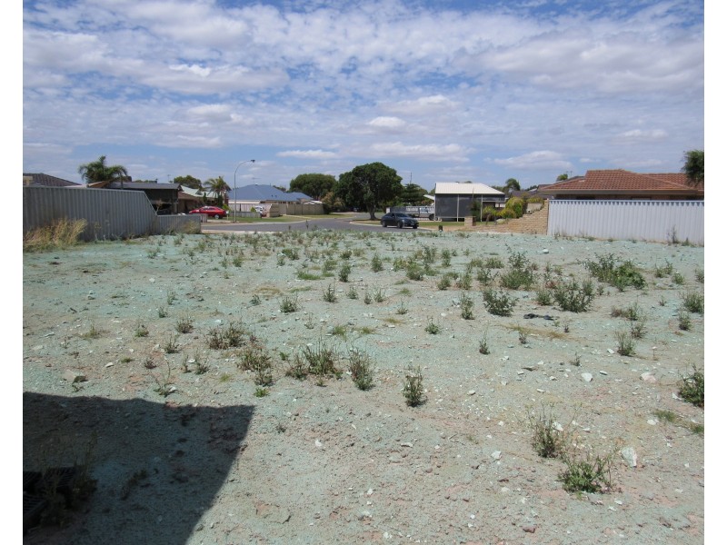 7 Barque Mews, Waikiki WA 6169