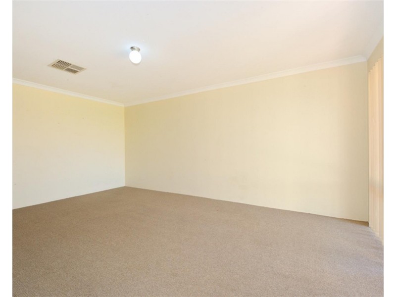 5 Brussels Circuit, Port Kennedy WA 6172