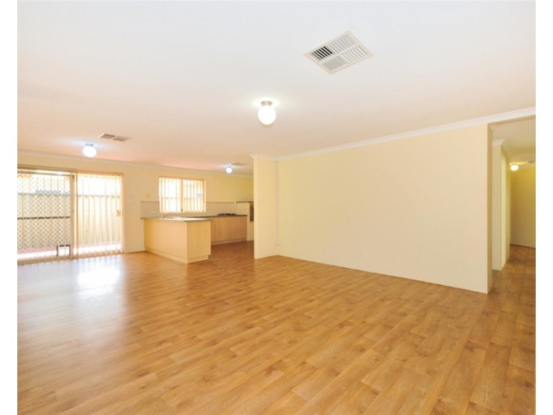 5 Brussels Circuit, Port Kennedy WA 6172
