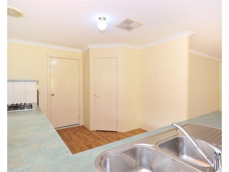 5 Brussels Circuit, Port Kennedy WA 6172