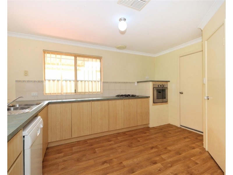 5 Brussels Circuit, Port Kennedy WA 6172