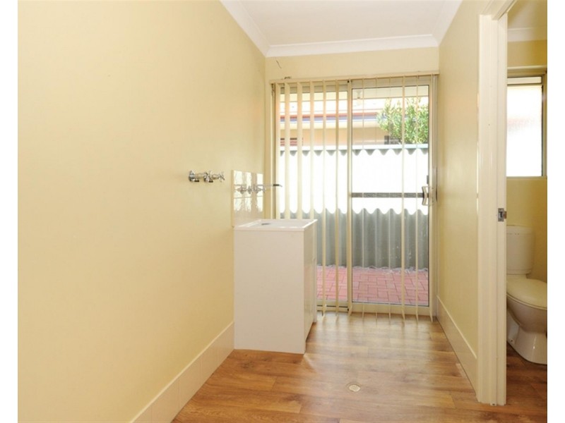 5 Brussels Circuit, Port Kennedy WA 6172