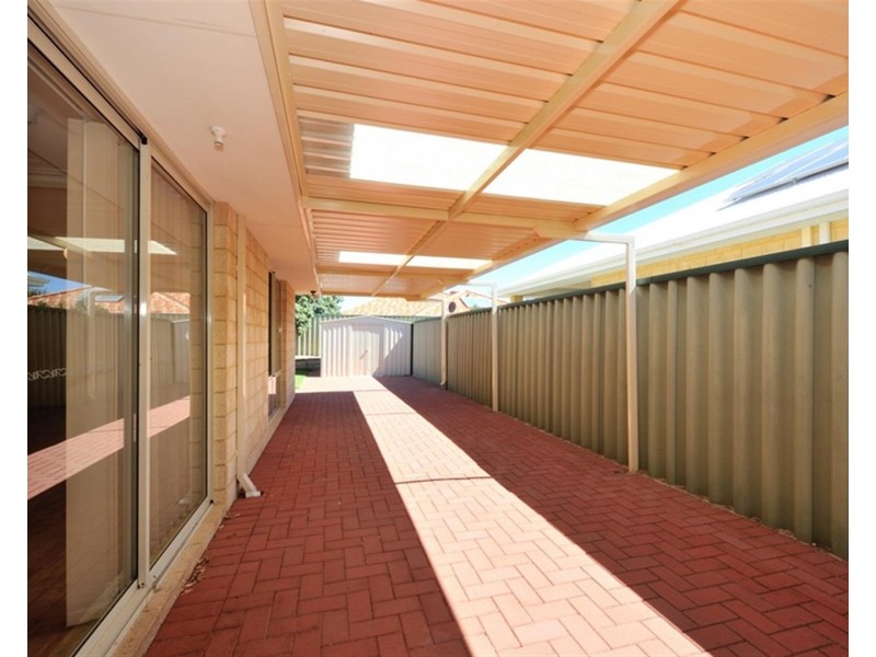 5 Brussels Circuit, Port Kennedy WA 6172
