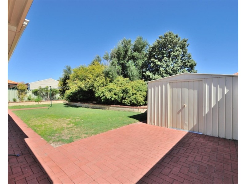 5 Brussels Circuit, Port Kennedy WA 6172