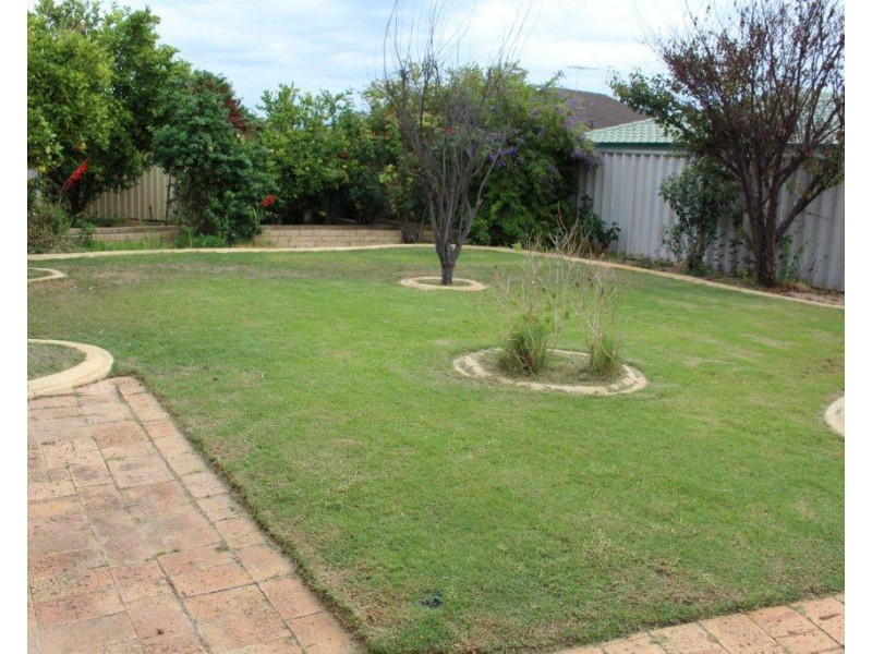 65 Triton Avenue, Waikiki WA 6169