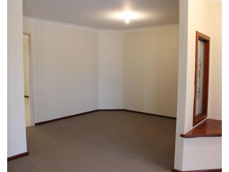 65 Triton Avenue, Waikiki WA 6169