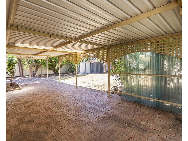 44 Rand Avenue, Waikiki WA 6169