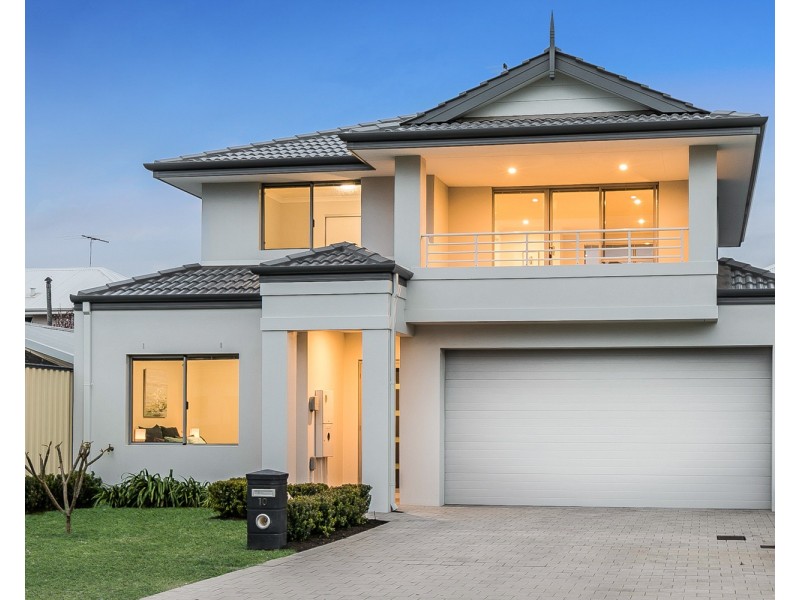 10 Roe Street, Rockingham WA 6168