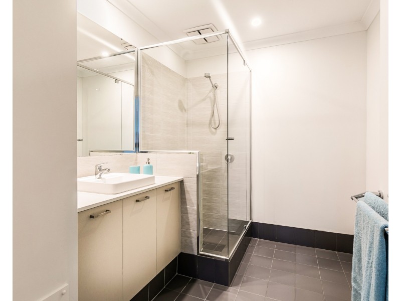10 Roe Street, Rockingham WA 6168