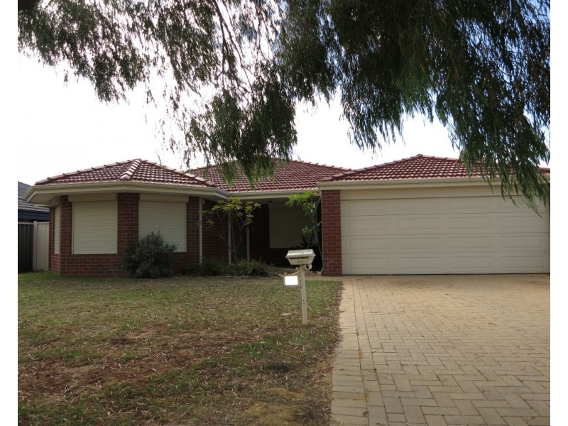 8 Montoro Drive, Port Kennedy WA 6172