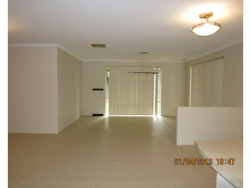 8 Montoro Drive, Port Kennedy WA 6172