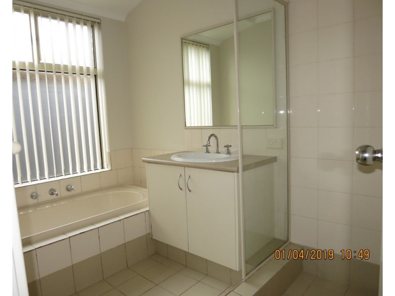 8 Montoro Drive, Port Kennedy WA 6172