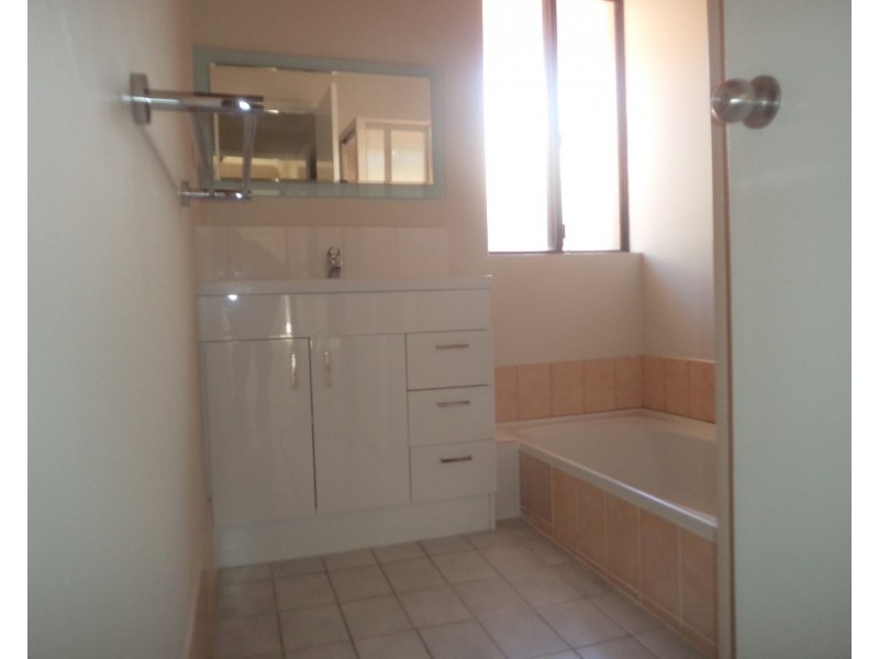 4 Jamaican Road, Safety Bay WA 6169