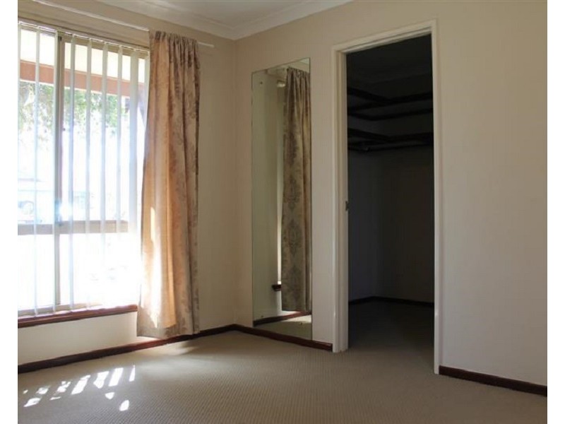 34 Bondi Crescent, Warnbro WA 6169