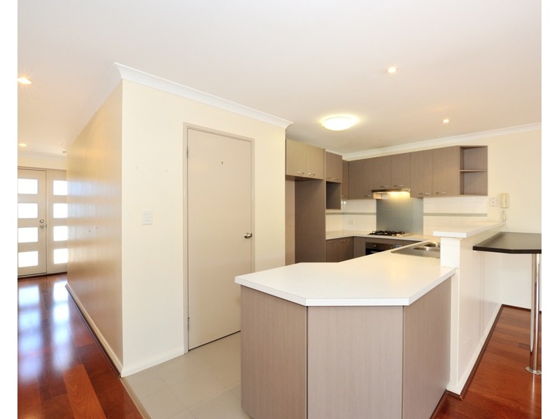 5/36 Epsilon Drive, Rockingham WA 6168