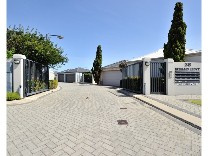5/36 Epsilon Drive, Rockingham WA 6168