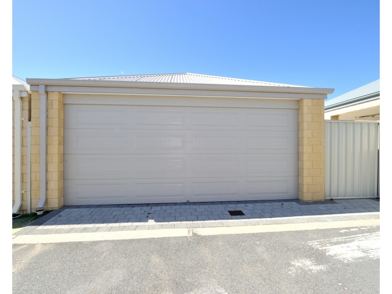 48  Mallina Crescent, Golden Bay WA 6174