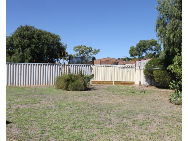 6A Belair Place, Cooloongup WA 6168