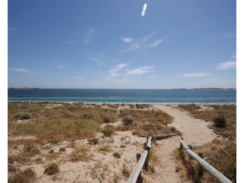 13 Fourth Avenue, Shoalwater WA 6169