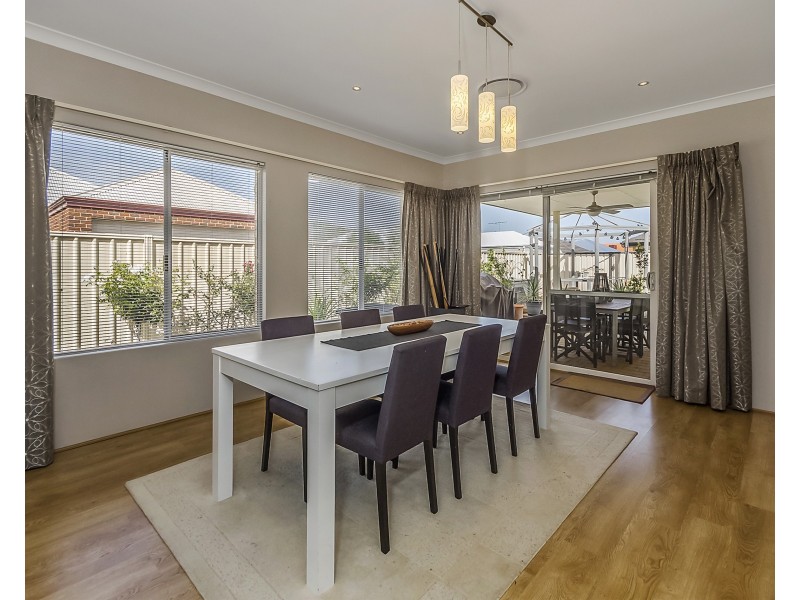 6 Jubata Gardens, Dudley Park WA 6210