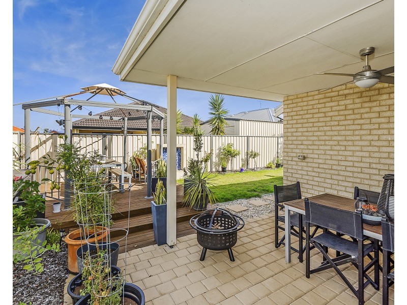 6 Jubata Gardens, Dudley Park WA 6210