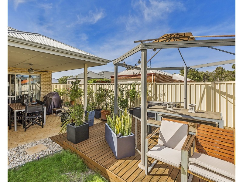 6 Jubata Gardens, Dudley Park WA 6210