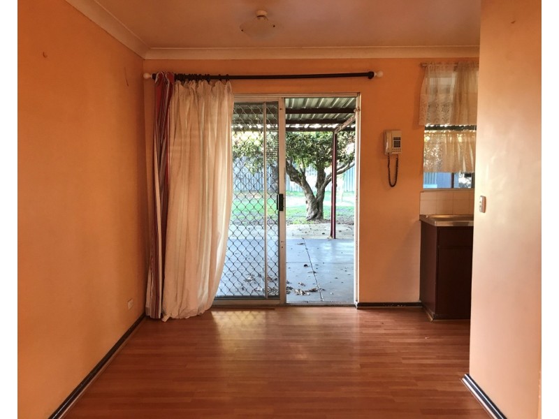 68 Council Avenue, Rockingham WA 6168