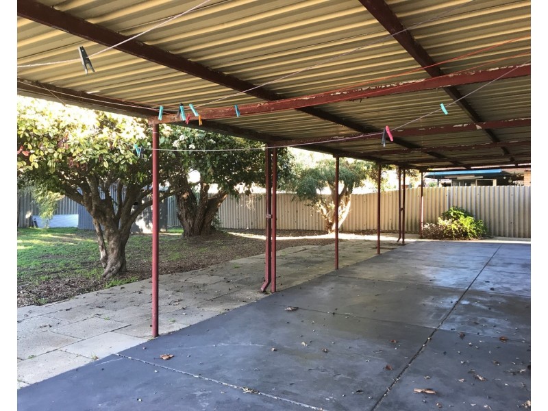 68 Council Avenue, Rockingham WA 6168