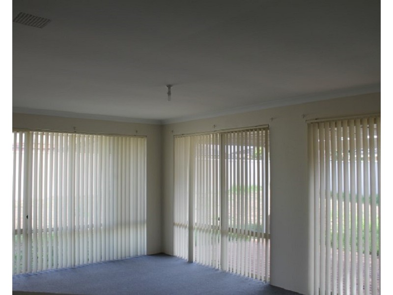 20  St Ettiene Gardens, Port Kennedy WA 6172