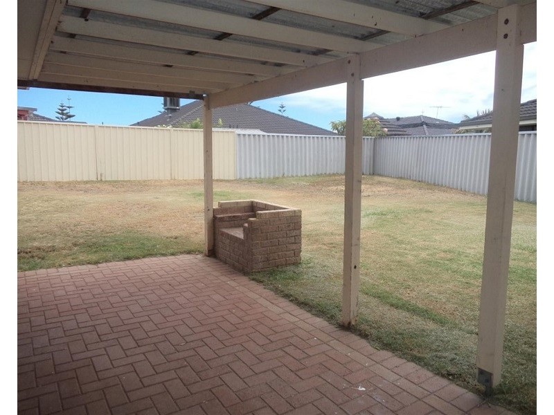 20  St Ettiene Gardens, Port Kennedy WA 6172