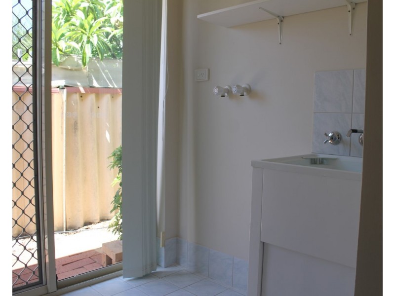 2/16  Inverness Court, Cooloongup WA 6168