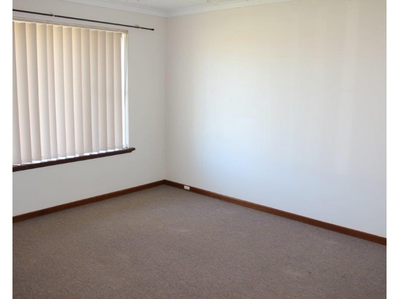 18 Seagate Street, Safety Bay WA 6169