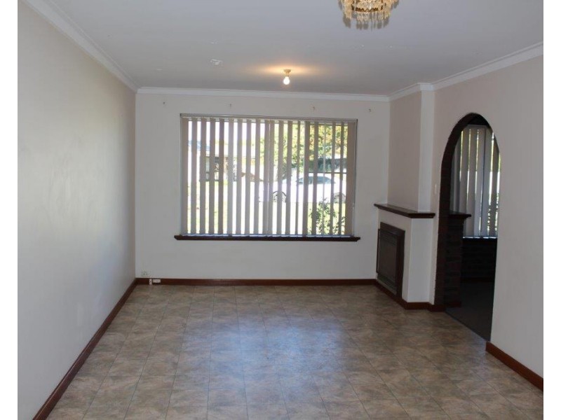 18 Seagate Street, Safety Bay WA 6169