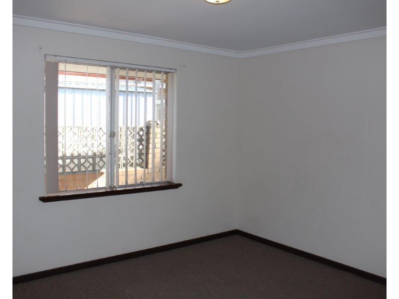 18 Seagate Street, Safety Bay WA 6169