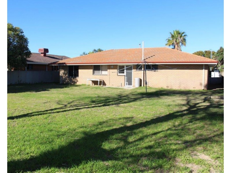 18 Seagate Street, Safety Bay WA 6169