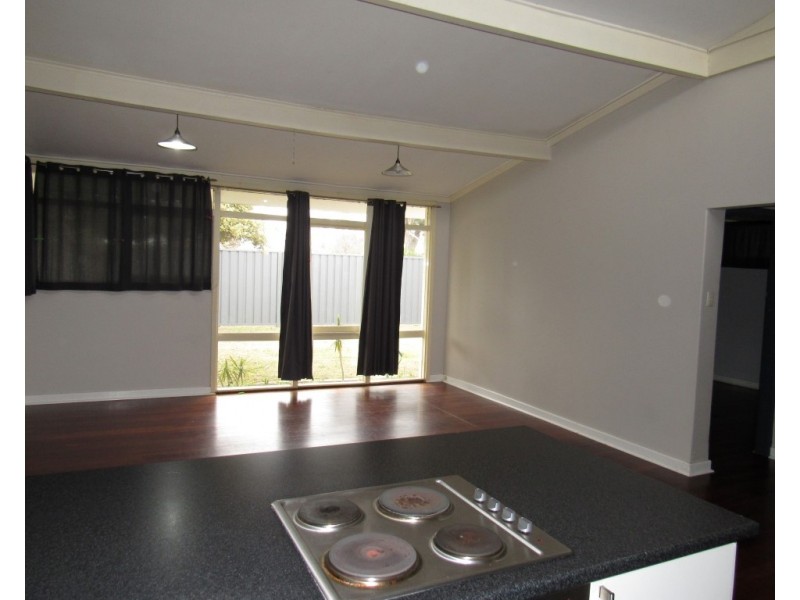 103 Read Street, Rockingham WA 6168