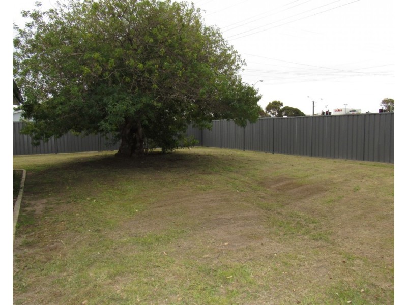 103 Read Street, Rockingham WA 6168